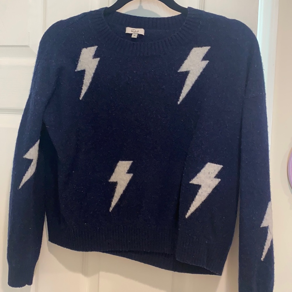 Rails lightening sweater